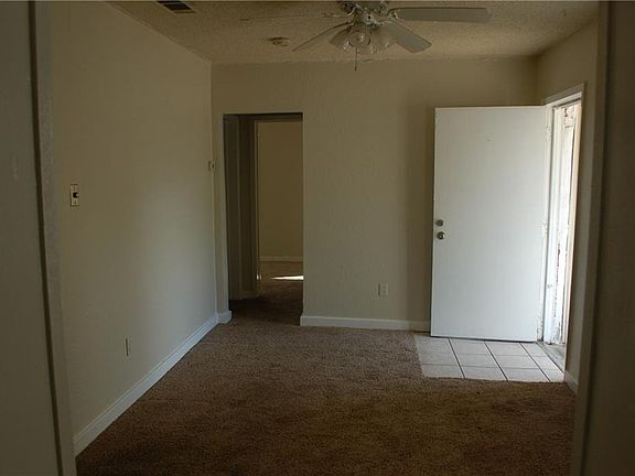 4th image of 9120 Rowland Dr