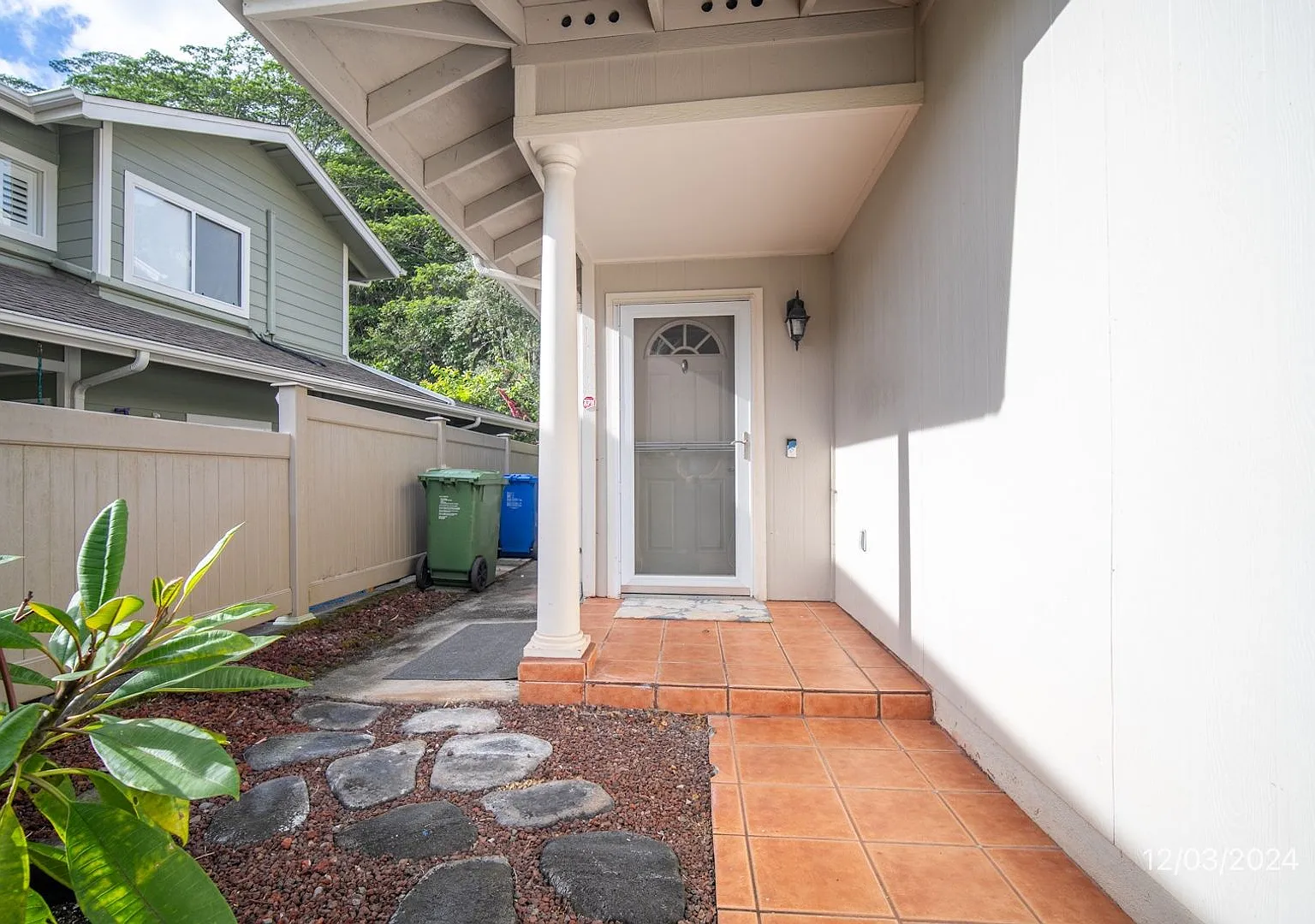 3 Bed 2.5 Bath Townhome in Woodcreek — Photo 3