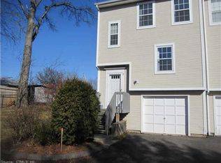 16 Tabshey Ct, Wethersfield, CT 06109