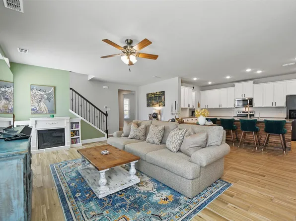 6028 Bowie Ct, Providence Village, TX 76227