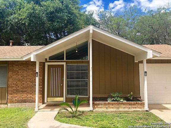5th image of 214 Shin Oak Dr