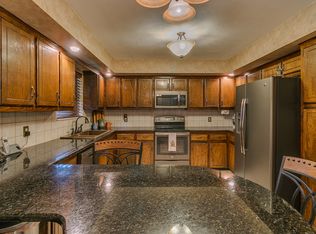 11423 Surrey Hills Blvd, Yukon, OK 73099