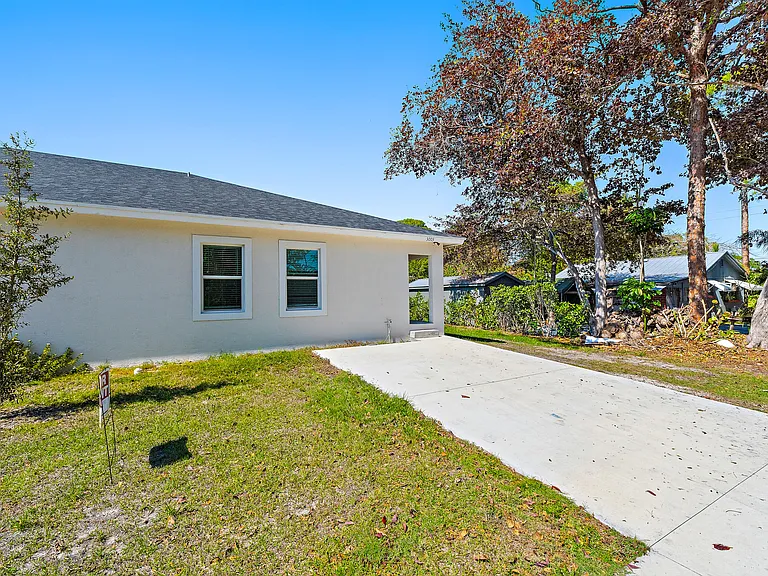 3003 SE Fairmont St — Photo 4