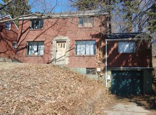 226 Calmar Dr, Verona, PA
