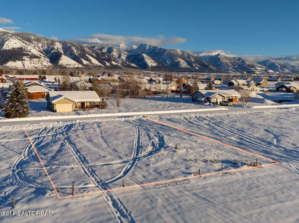 159 Sage Way, Thayne, WY 83127