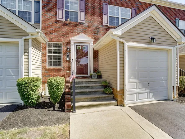 5748 Winding Rock Dr, Westerville, OH 43081