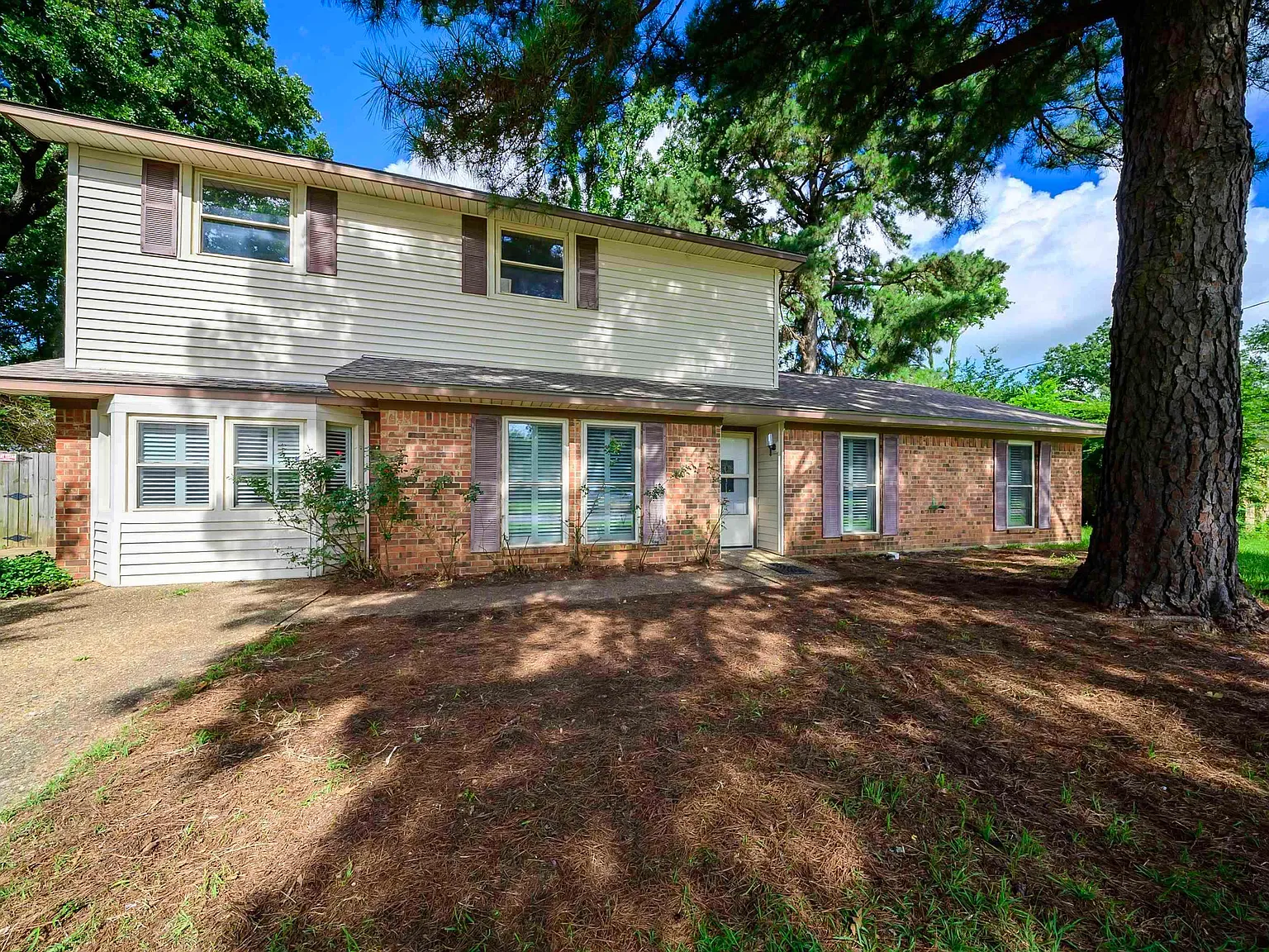 4 bed, 3.0 bath, 2457 sqft, $2,500 — Photo 3