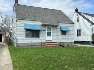 19309 Fairway Ave, Maple Heights, OH 44137