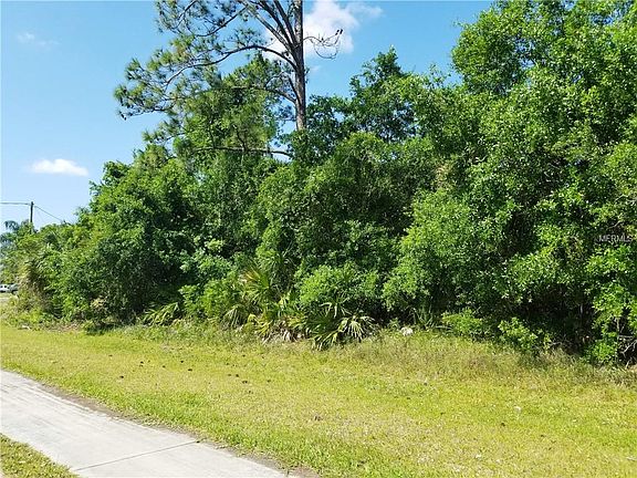 3rd image of N Chamberlain Blvd