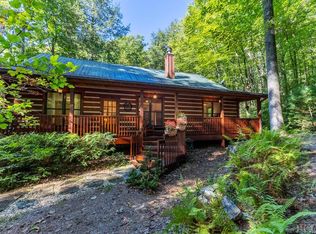 196 Sourwood Ct, Sapphire, NC 28774