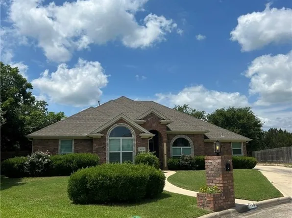 402 Panda Cir, Harker Heights, TX 76548