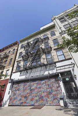 Rented by null | media 10