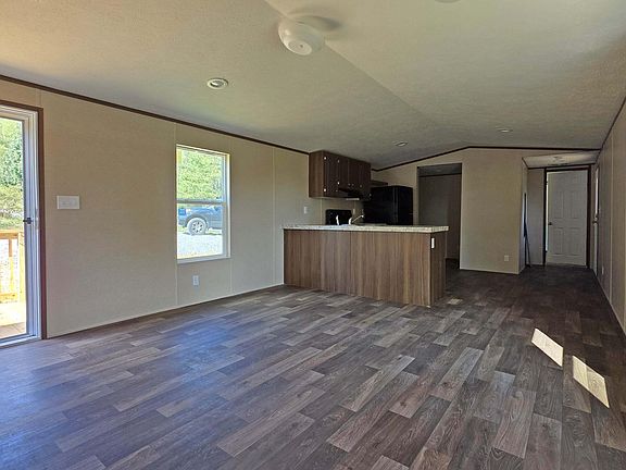 4th image of 1233 Letha Petrey Rd