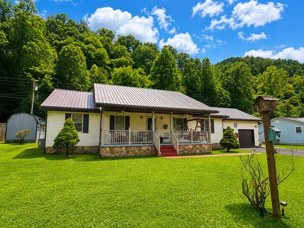 76 Holbrook Dr, Banner, KY 41603