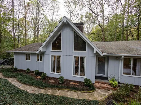 483 Pine Creek Trl, Mount Airy, NC 27030