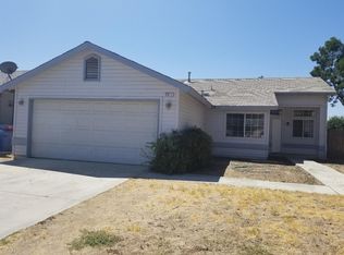 2611 W Walnut St, Selma, CA 93662