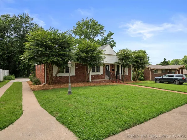 927 Macklyn Ln, Bartlesville, OK 74006