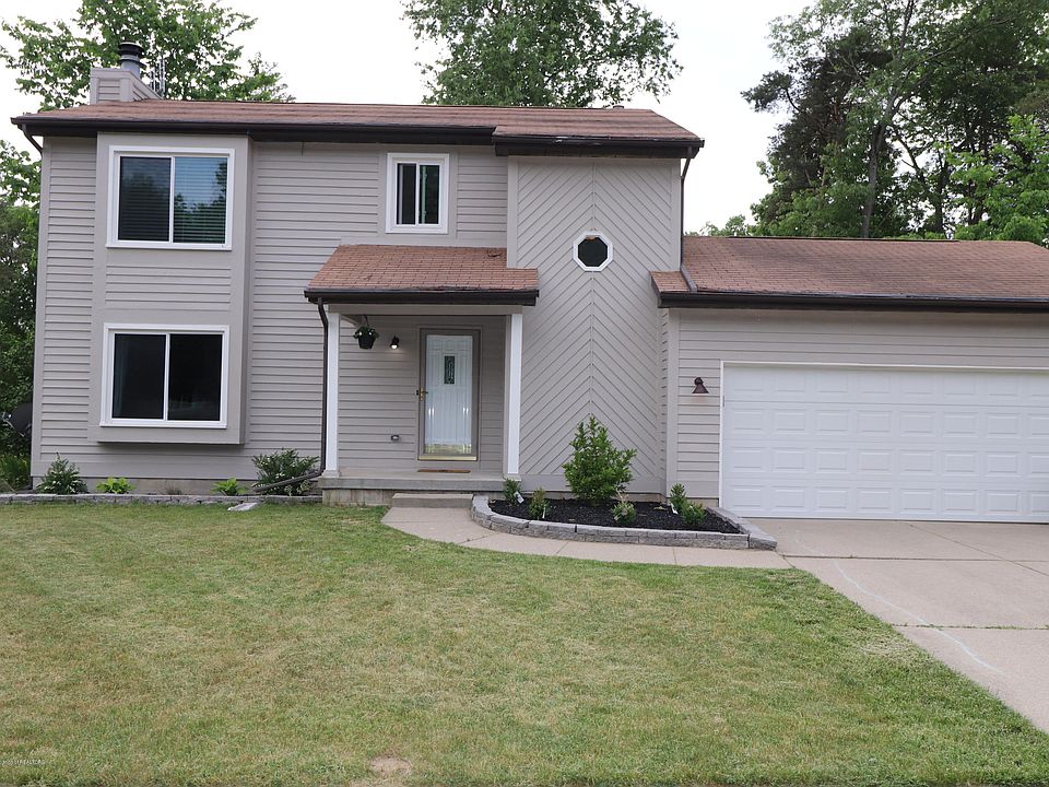1st image of 5621 Creekwood Ln