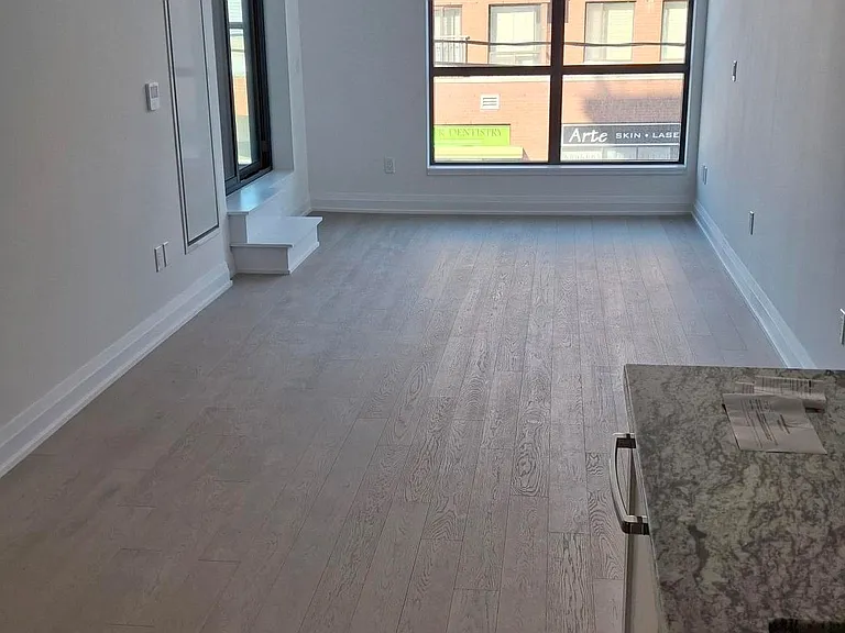 505 Glencairn Ave #205 — Photo 14