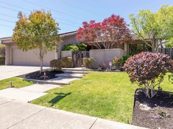 5812 Alderbrook Ct, Castro Valley, CA 94552