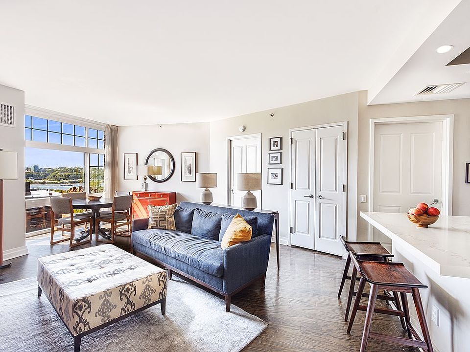 1st image of 272 W 107th St APT 12B