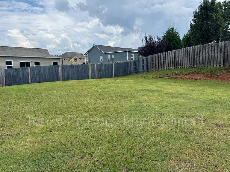 5037 Lexington Ln — Photo 35