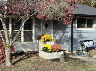 1410 Happy Ln, Eugene, OR 97401