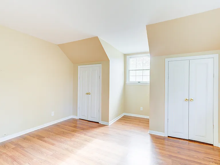 103 Oberlin Ct — Photo 26