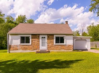 23526 Alexander Rd, Oakwood Village, OH 44146