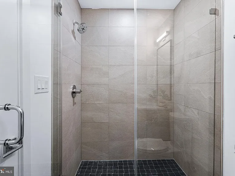 3817 Georgia Ave NW #6 — Photo 37