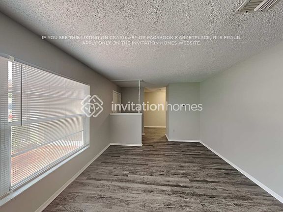 3rd image of 4924 Churchill Pl