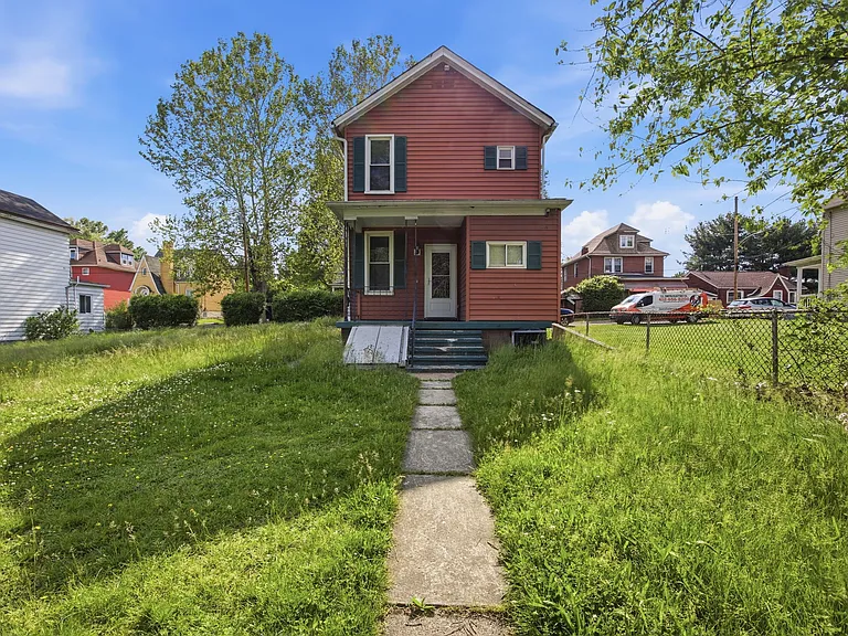 827 Hinnerman St — Photo 23