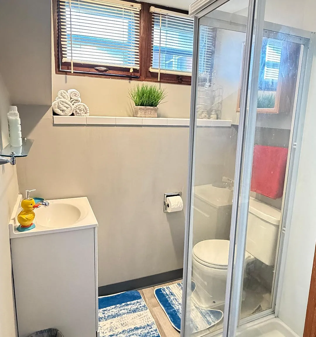 Studio, 700 sqft, $1,300 — Photo 4