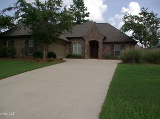 110 Tail Feather Dr, Madison, MS 39110