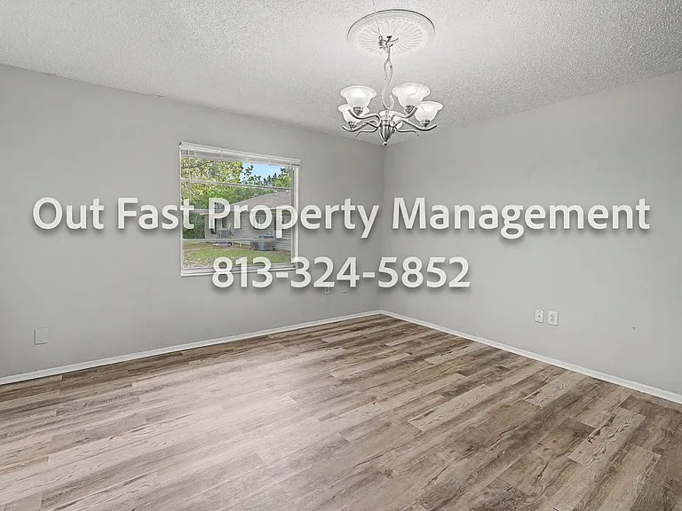 1275 Sylvia Ave — Photo 35