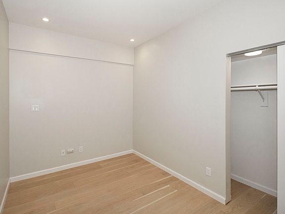 5th image of 1265 Washington St #14