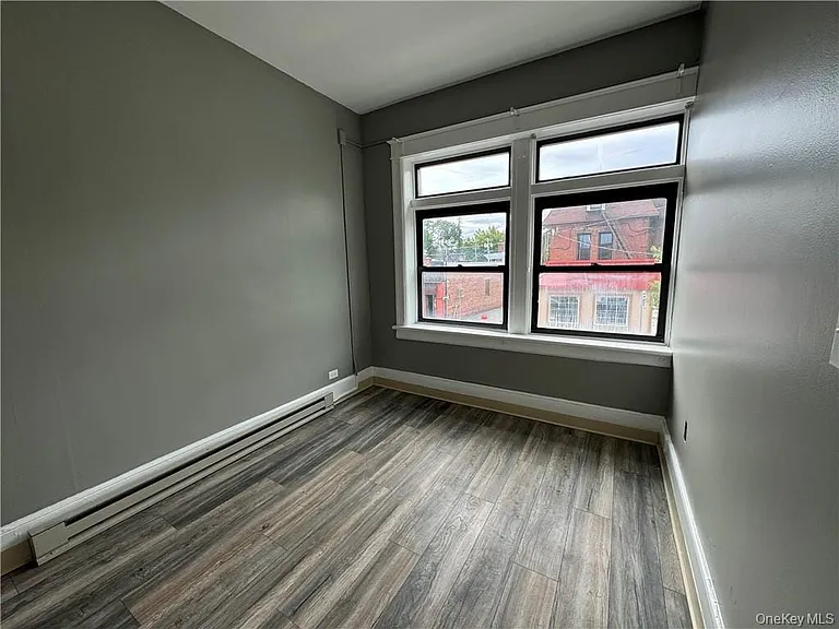 2 Raymond Ave #2A — Photo 20