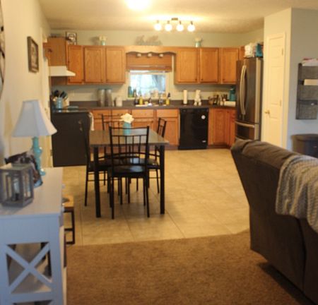 3rd image of 338 W Weston Dr
