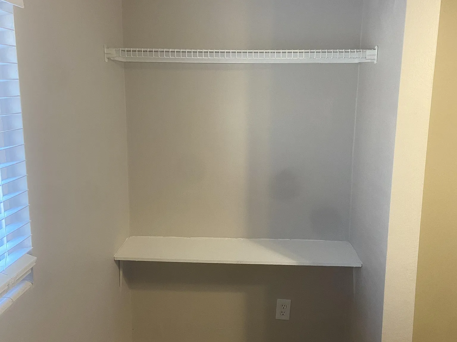 4 bed, 4.0 bath, 2494 sqft, $1,061 — Photo 4