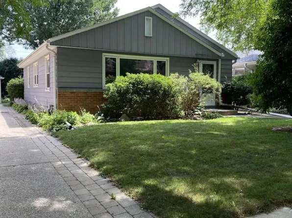 2628 North 75th STREET, Wauwatosa, WI 53213
