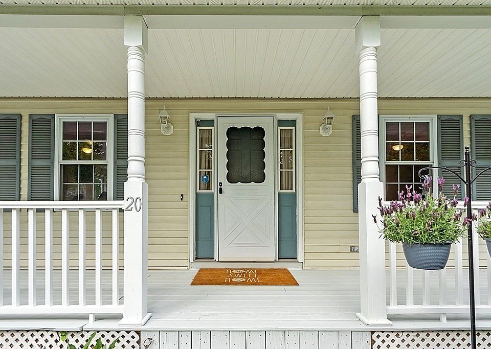 20 Laurie Dr, Leominster, MA 01453 Zillow