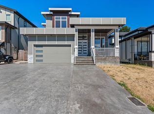 17223 59th Ave, Surrey, BC V3S 8T7