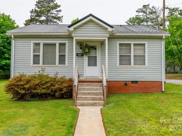 702 S Bostian St, China Grove, NC 28023