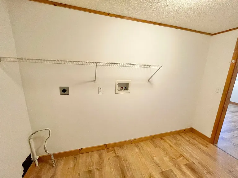 3724 Shelburne Rd — Photo 16