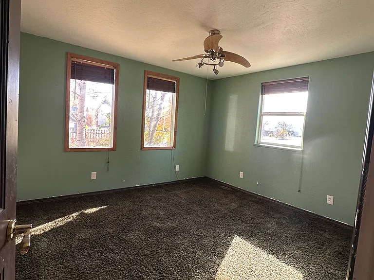 1903 Rolling Rd — Photo 15