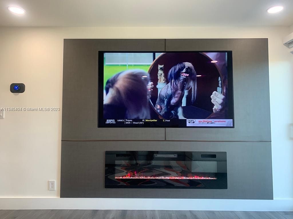 Los Deportes En La Television Unit Test 4550 NW 9th St Miami, FL, 33126 - Apartments for Rent | Zillow