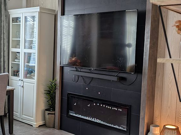 4th image of 8033 166b St #23