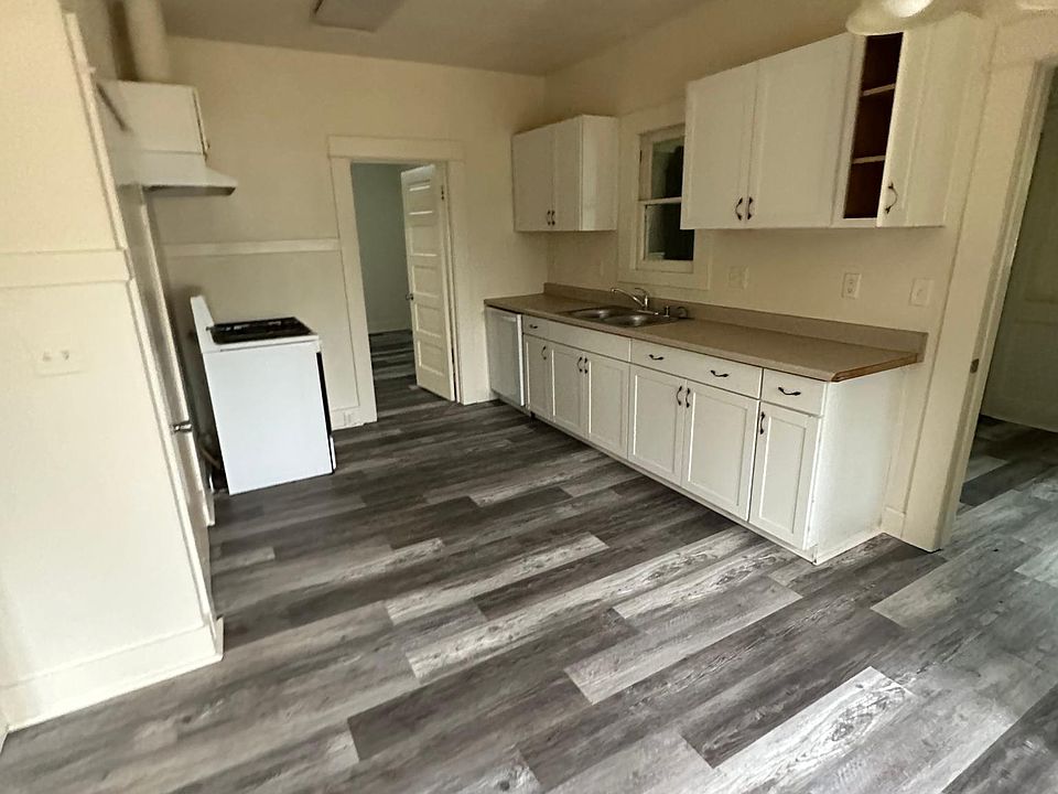 1st image of 1398 N Millbrook Ave
