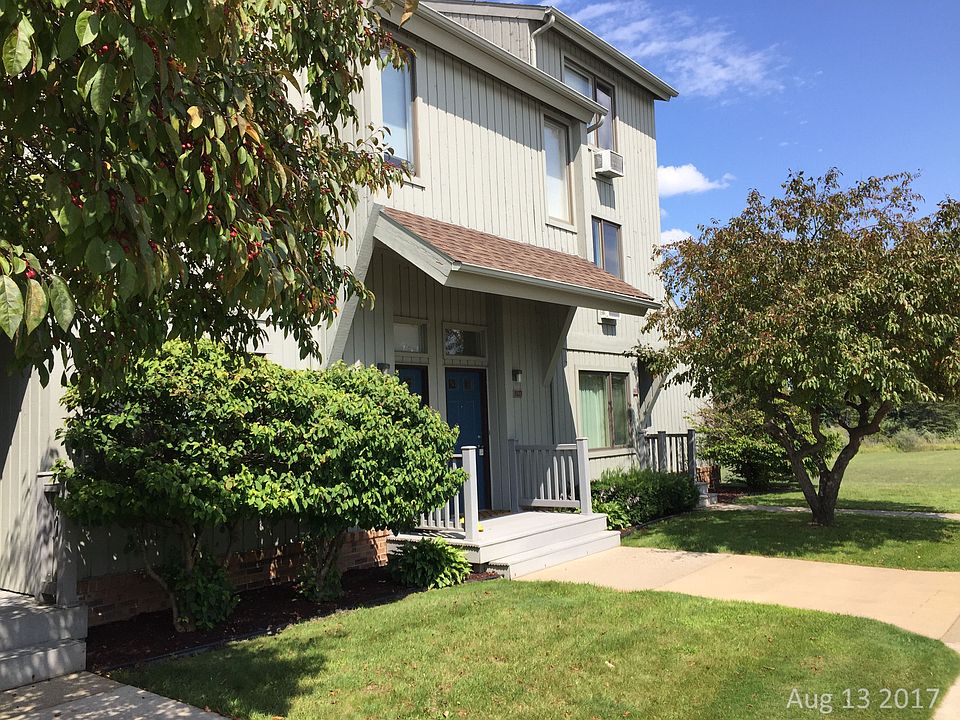 1st image of 5742 Hilltop Way #22