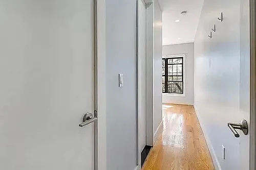 934 Lafayette Ave #1 Photo 1